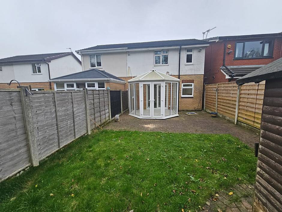 10 Honiton Close, Hopwood