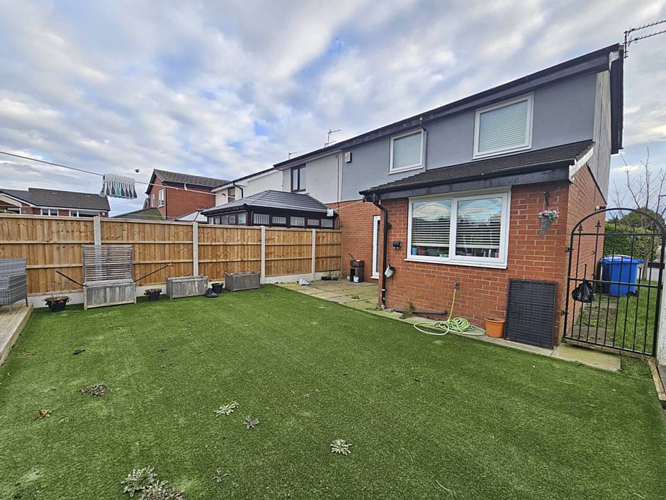 7 Honiton Close, Hopwood